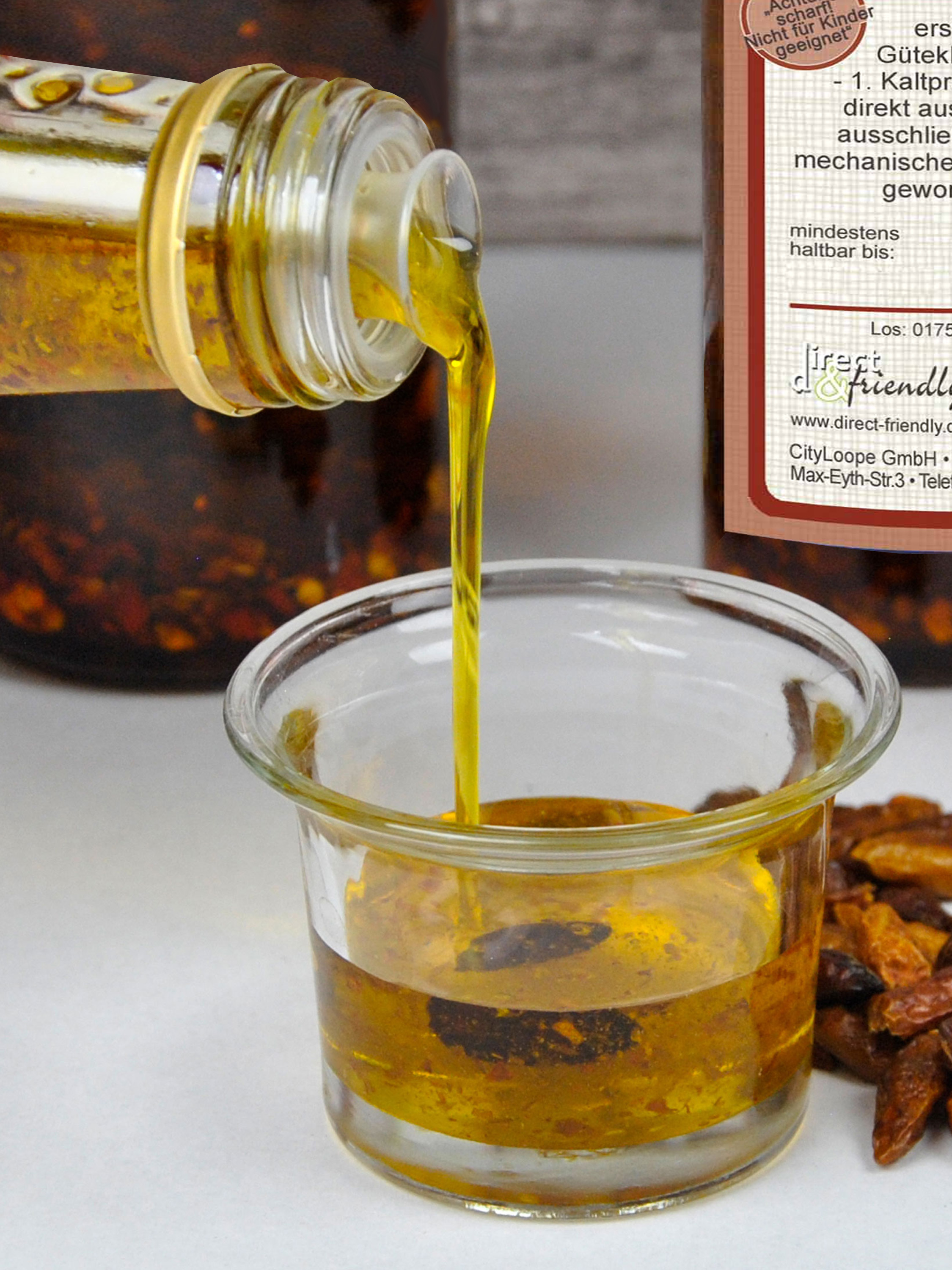 "unser Scharfes" extra natives Bio Olivenöl mit scharfer Chili